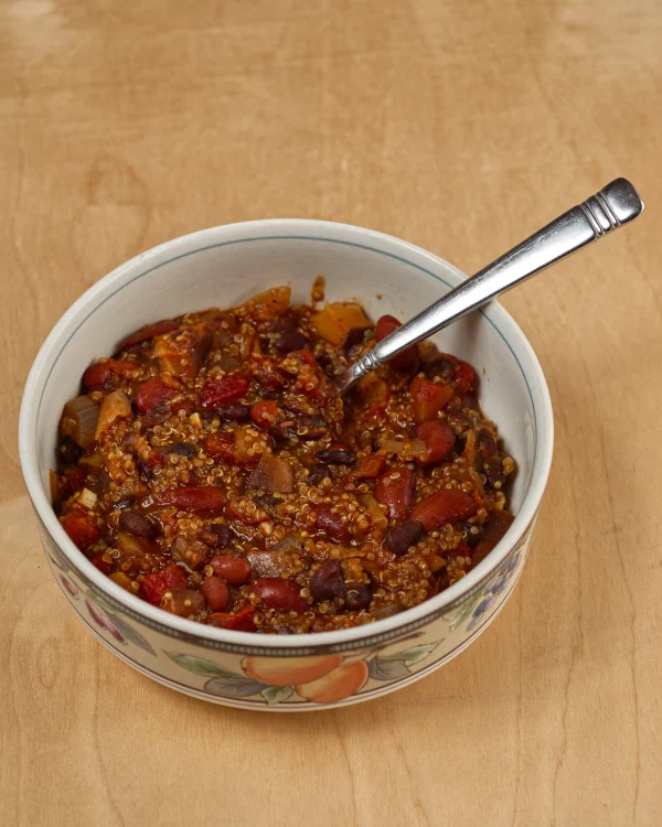 Umami Quinoa and Black Bean Chili