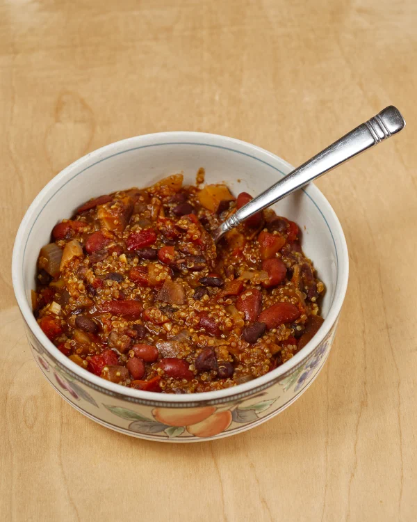 Umami Quinoa and Black Bean Chili